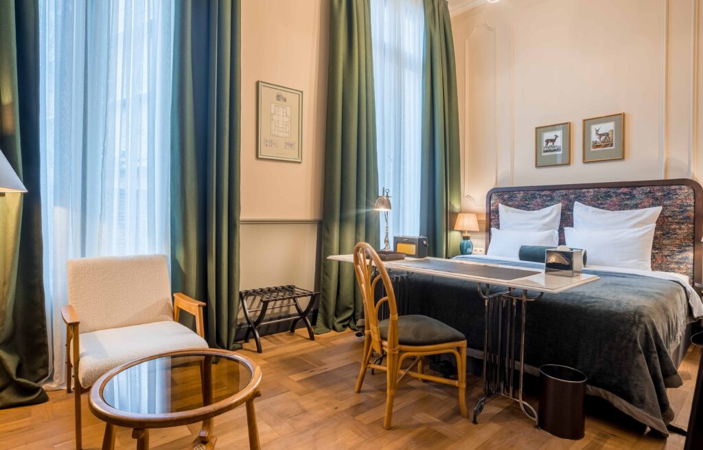Communal Hotel
